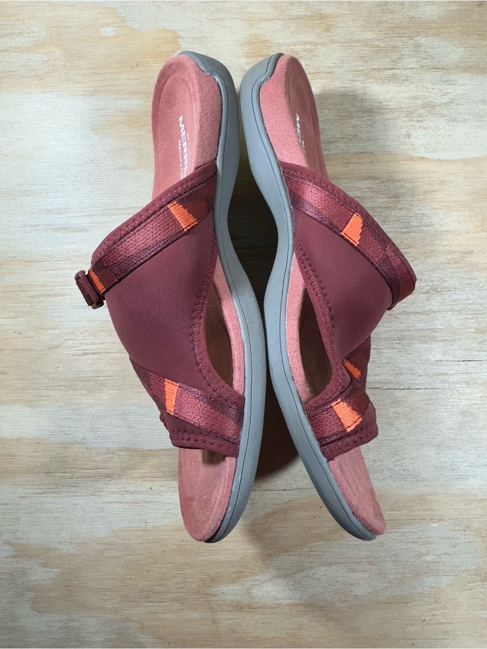 Merrell  Rust-Red Slide Sandals with Orange Accents Women’s Size 9 - Picture 4 of 8